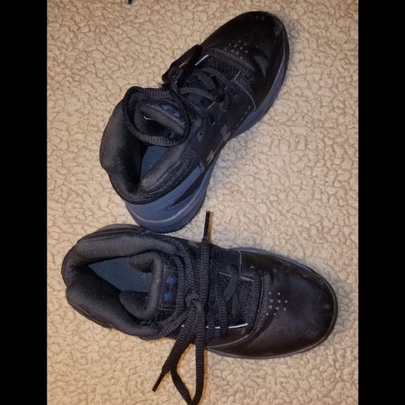 Youth 12K Black& Grey Under Amour High Tops - Picture 1 of 7